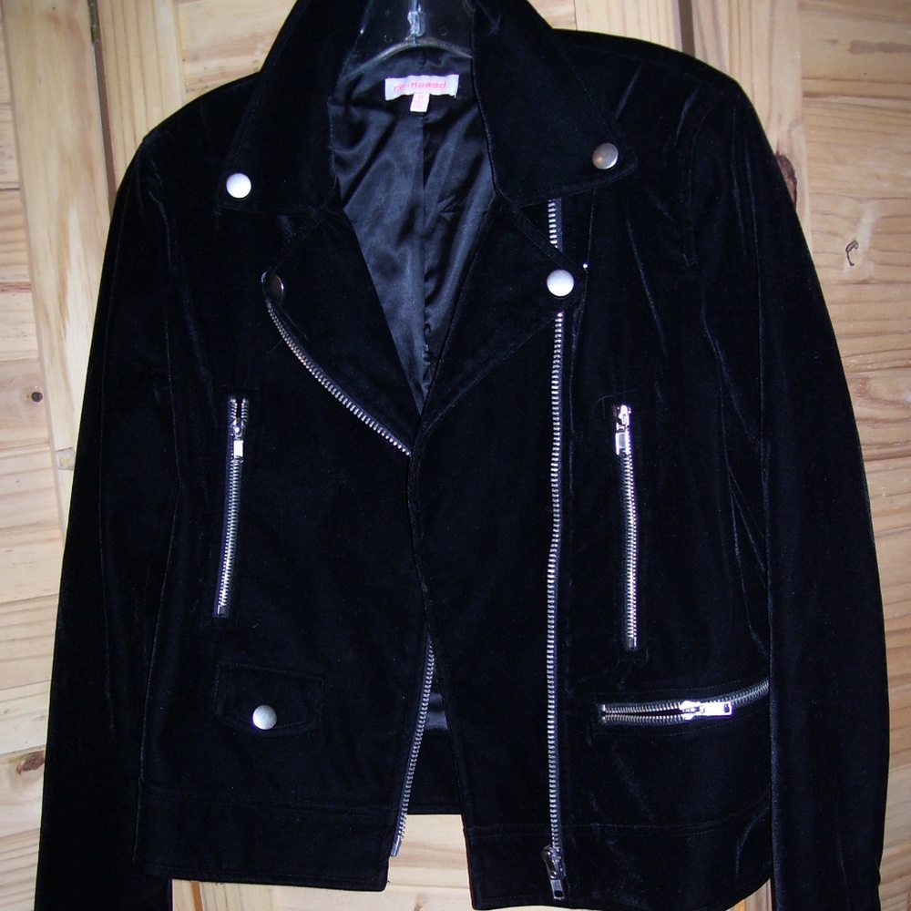 RE: NAMED Black Velvet L/S Zippered Jacket Medium